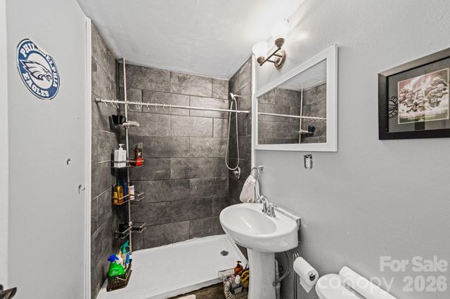 116 W 4th Avenue, Gastonia, NC 28052
