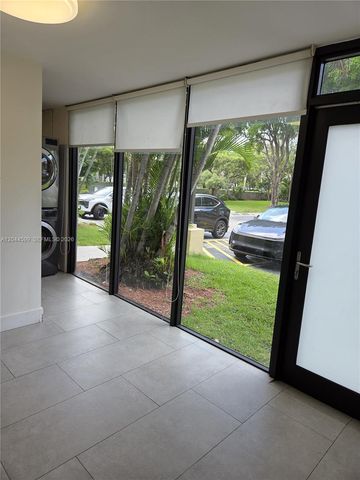 20401 NE 30th Avenue 1128, Aventura, FL 33180
