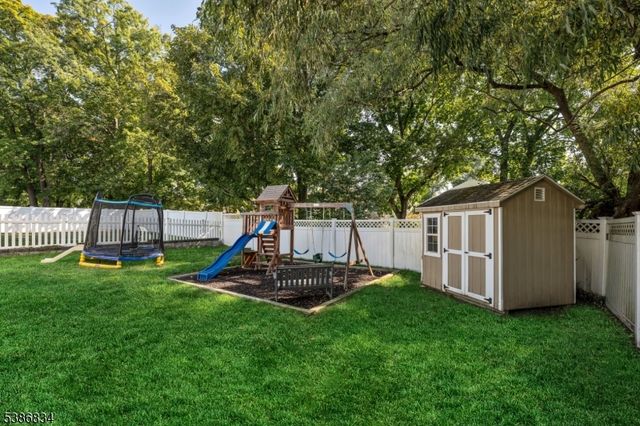 21 Delmar Ave, Morris Twp., NJ 07950