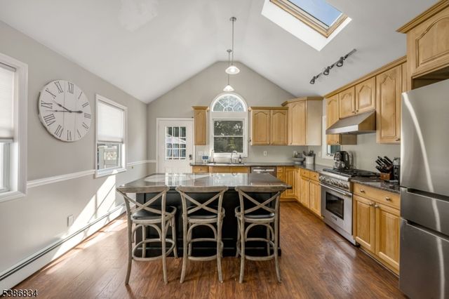 21 Delmar Ave, Morris Twp., NJ 07950