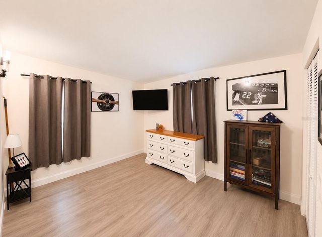 4114 W OLIVE STREET, Tampa, FL 33616