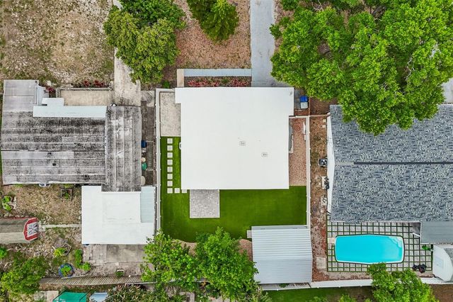 4114 W OLIVE STREET, Tampa, FL 33616