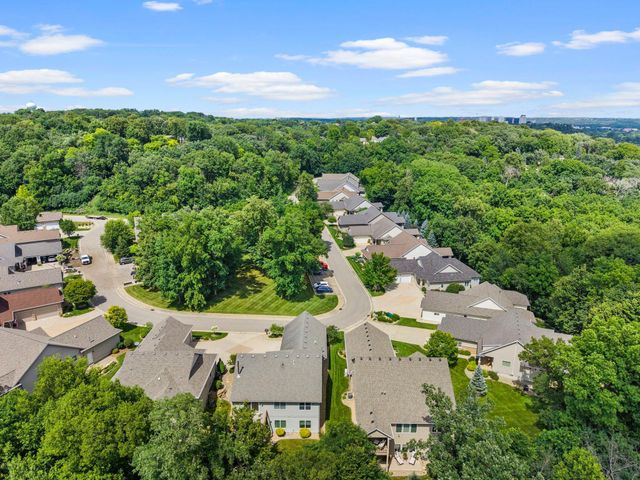 1544 Salem Court SW, Rochester, MN 55902