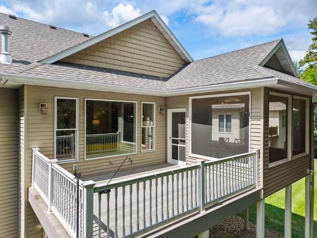 1544 Salem Court SW, Rochester, MN 55902