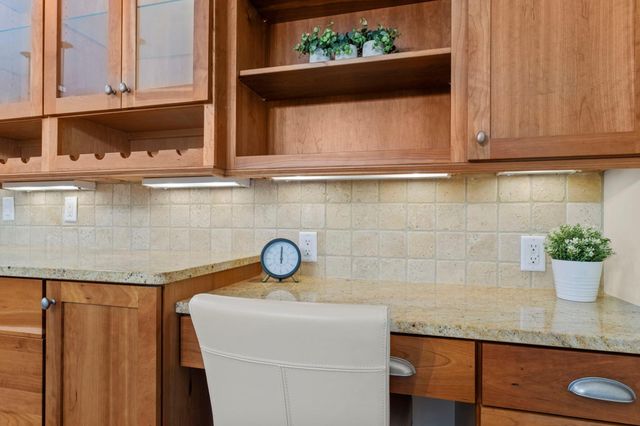 1544 Salem Court SW, Rochester, MN 55902