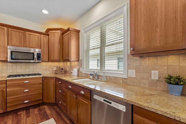 1544 Salem Court SW, Rochester, MN 55902