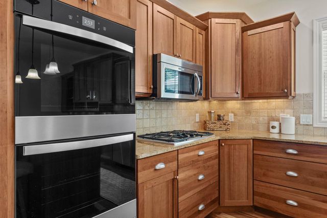 1544 Salem Court SW, Rochester, MN 55902