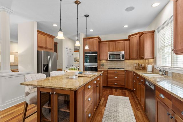1544 Salem Court SW, Rochester, MN 55902
