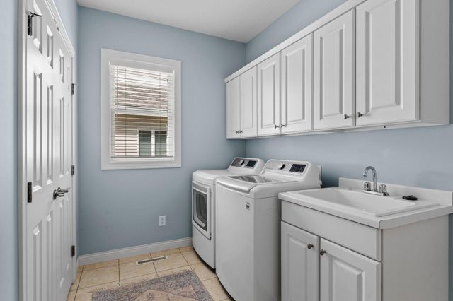 1544 Salem Court SW, Rochester, MN 55902