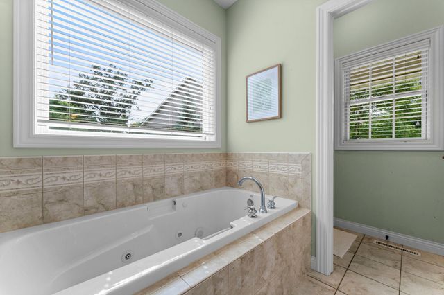 1544 Salem Court SW, Rochester, MN 55902