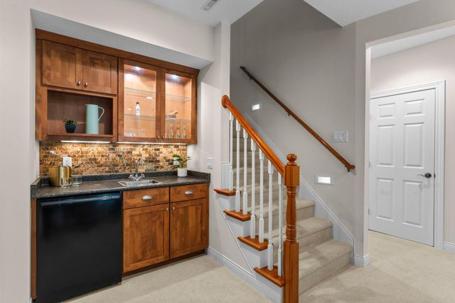 1544 Salem Court SW, Rochester, MN 55902