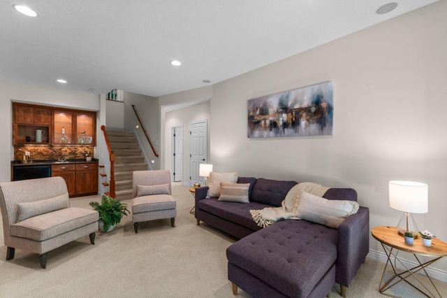 1544 Salem Court SW, Rochester, MN 55902