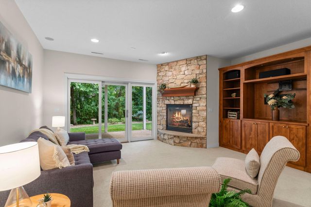 1544 Salem Court SW, Rochester, MN 55902