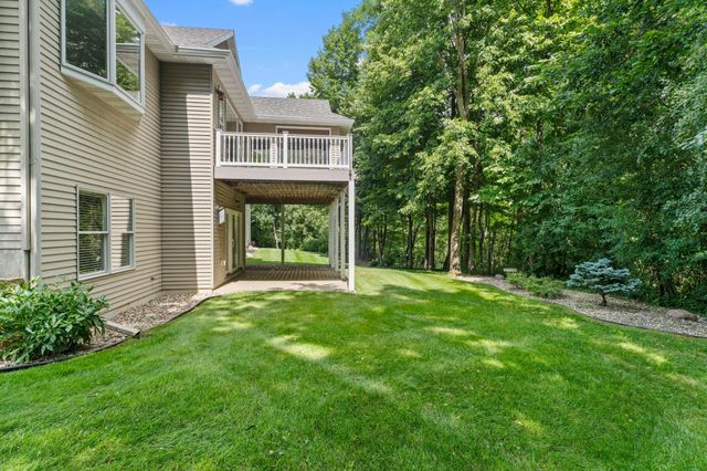 1544 Salem Court SW, Rochester, MN 55902