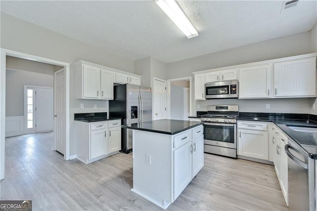 145 Sessingham Lane, Johns Creek, GA 30005