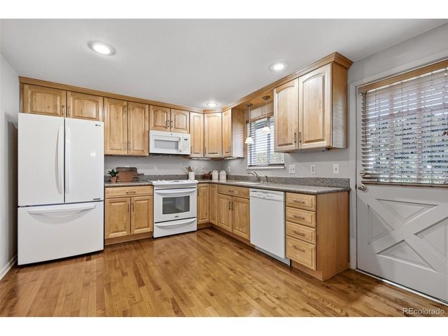 1208 S Brentwood St, Lakewood, CO 80232
