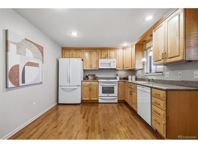 1208 S Brentwood St, Lakewood, CO 80232