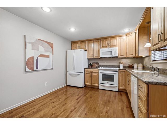 1208 S Brentwood St, Lakewood, CO 80232