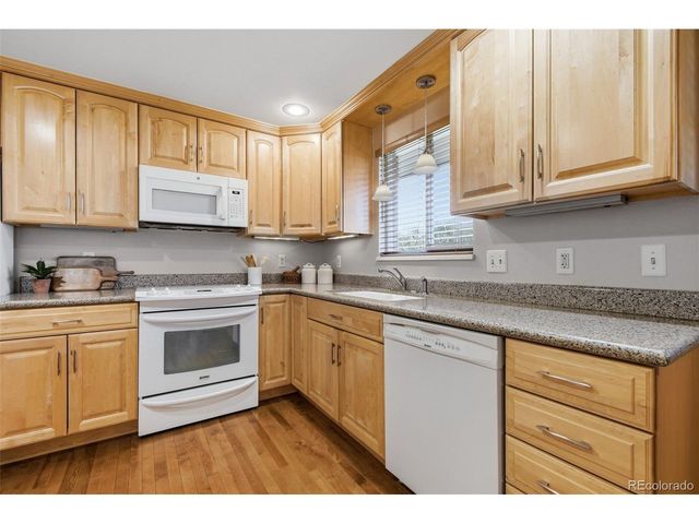 1208 S Brentwood St, Lakewood, CO 80232