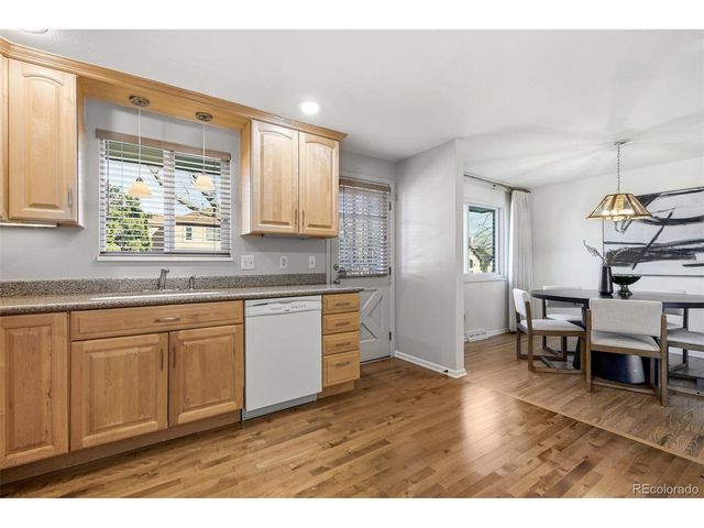 1208 S Brentwood St, Lakewood, CO 80232