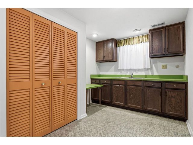 1208 S Brentwood St, Lakewood, CO 80232