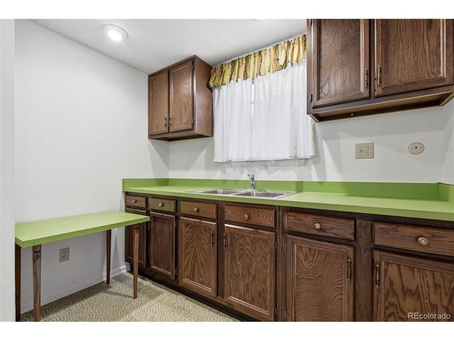 1208 S Brentwood St, Lakewood, CO 80232