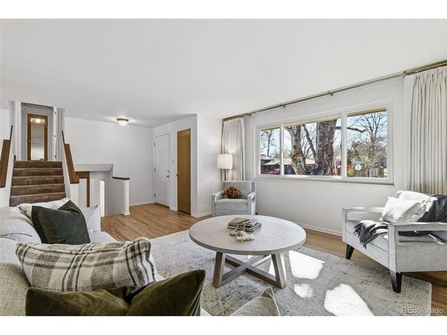 1208 S Brentwood St, Lakewood, CO 80232