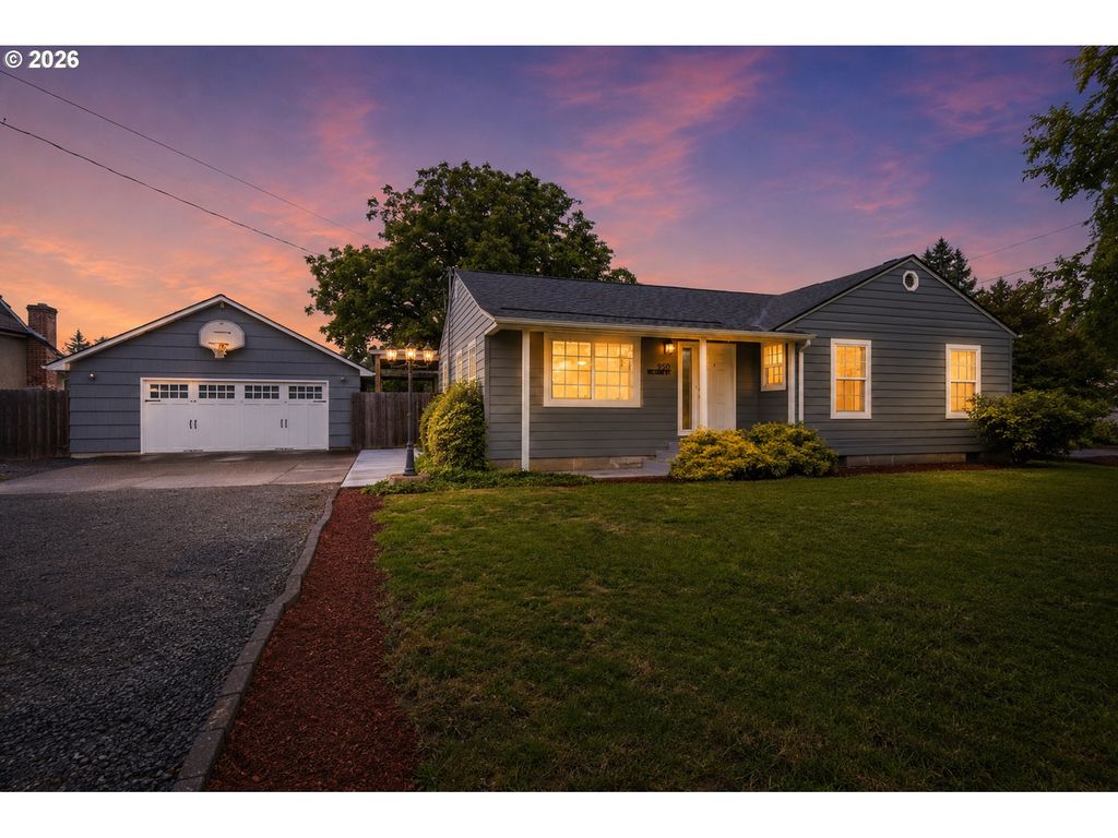 950 WILLIAMS St, Eugene, OR 97402