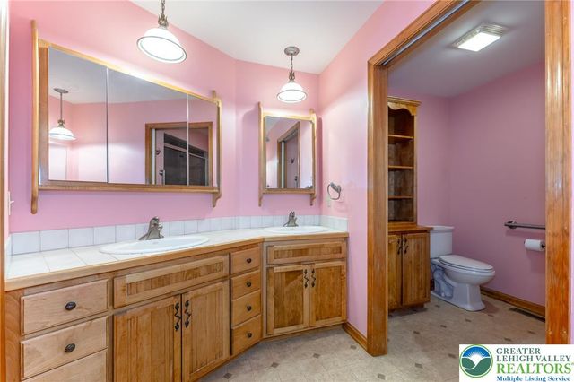 4809 Spruce Street, North Whitehall Twp, PA 18078