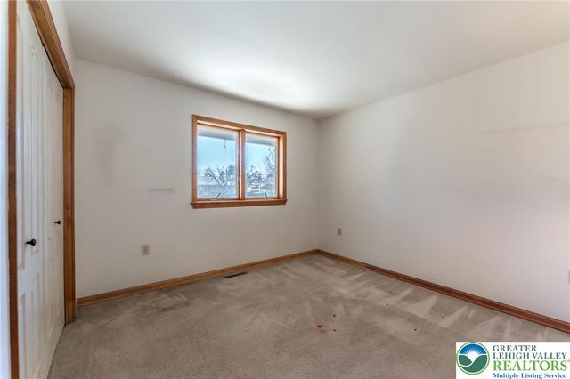 4809 Spruce Street, North Whitehall Twp, PA 18078