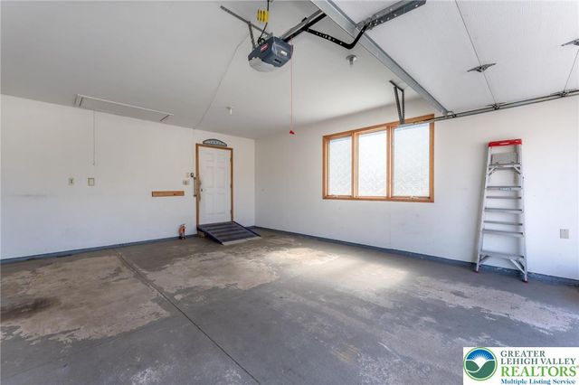 4809 Spruce Street, North Whitehall Twp, PA 18078