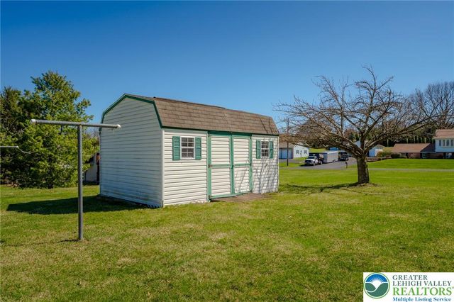 4809 Spruce Street, North Whitehall Twp, PA 18078