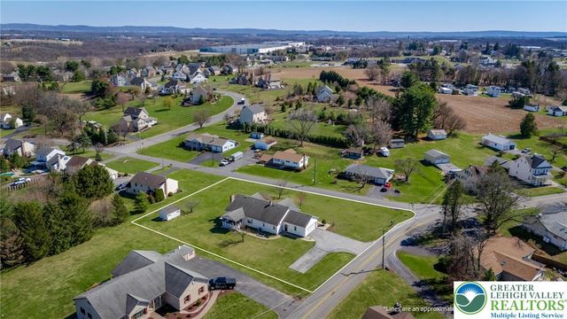 4809 Spruce Street, North Whitehall Twp, PA 18078