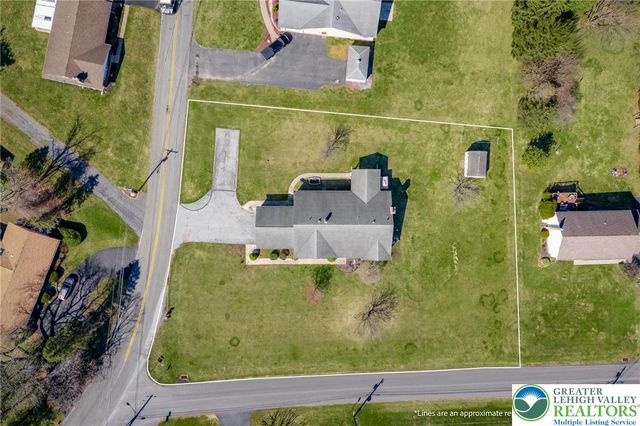 4809 Spruce Street, North Whitehall Twp, PA 18078