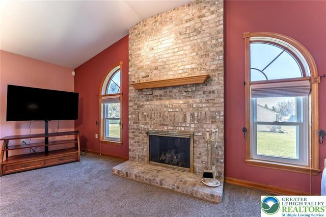 4809 Spruce Street, North Whitehall Twp, PA 18078