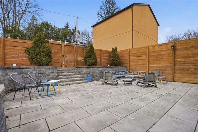 806 N Beatty St, Highland Park, PA 15206