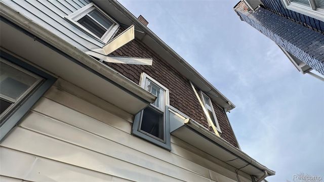 18051 Fairport Street, Detroit, MI 48205