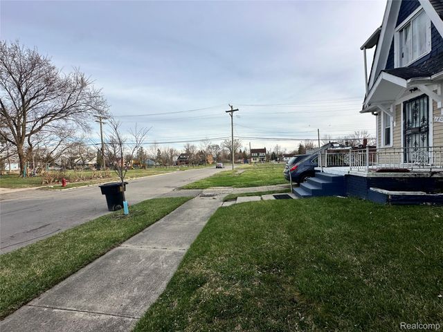 18051 Fairport Street, Detroit, MI 48205