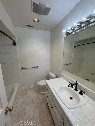 4811 Highgrove Avenue, Torrance, CA 90505