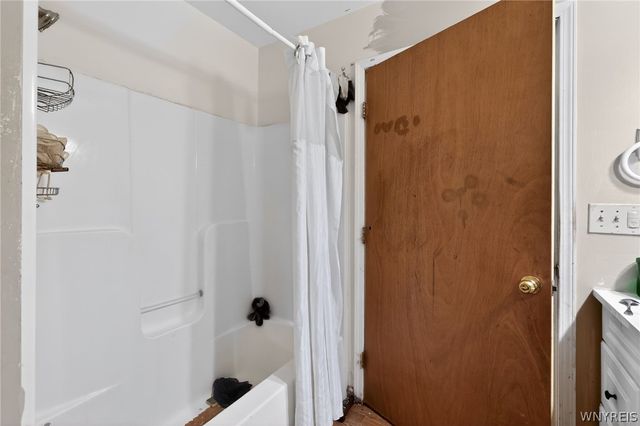 23 Guilford Street, Buffalo, NY 14212