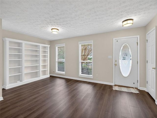 4465 Longmont Drive, Cumming, GA 30028