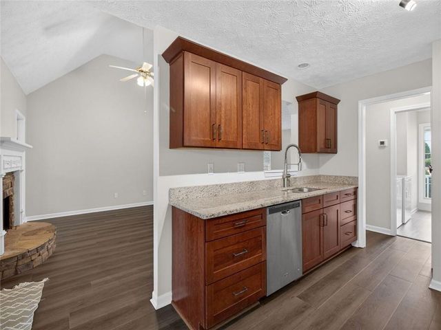 4465 Longmont Drive, Cumming, GA 30028