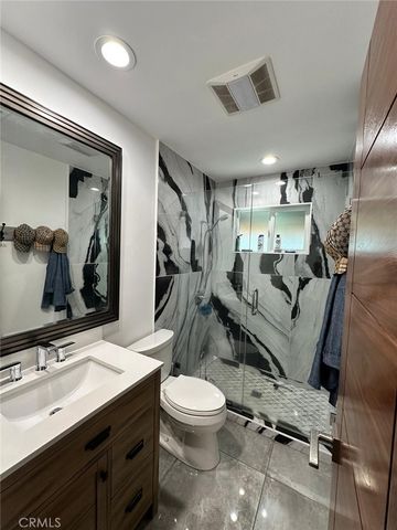 3007 3009 S Hobart, Los Angeles, CA 90018