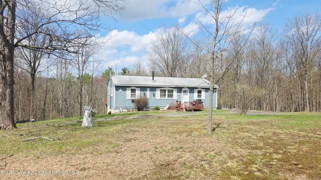 75 Nunzio Lane, Cornwallville, NY 12418