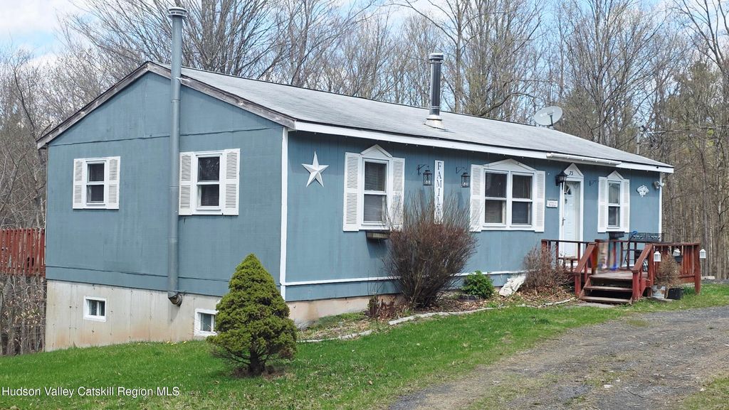 75 Nunzio Lane, Cornwallville, NY 12418