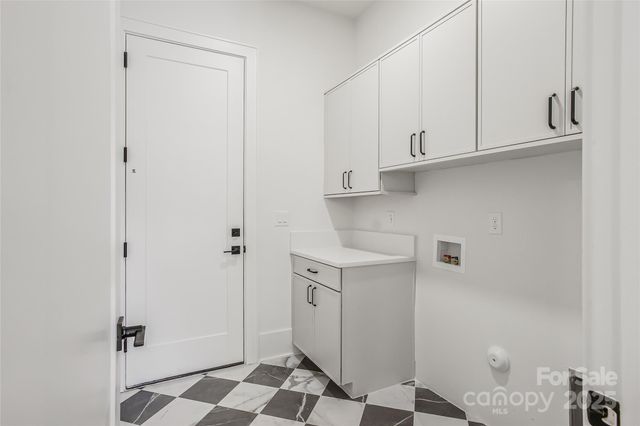 4221 Spring Street, Matthews, NC 28105