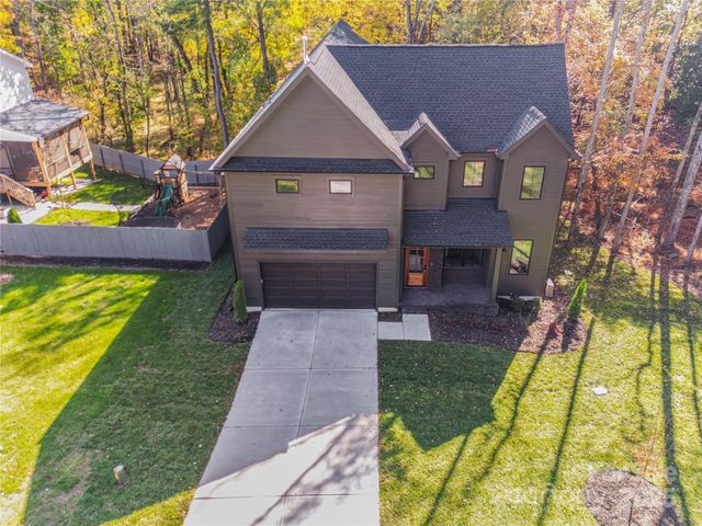 4221 Spring Street, Matthews, NC 28105