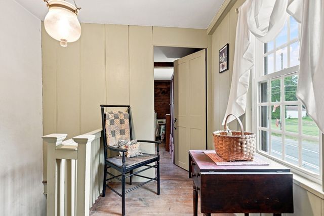 17 Main Street, Wales, MA 01081