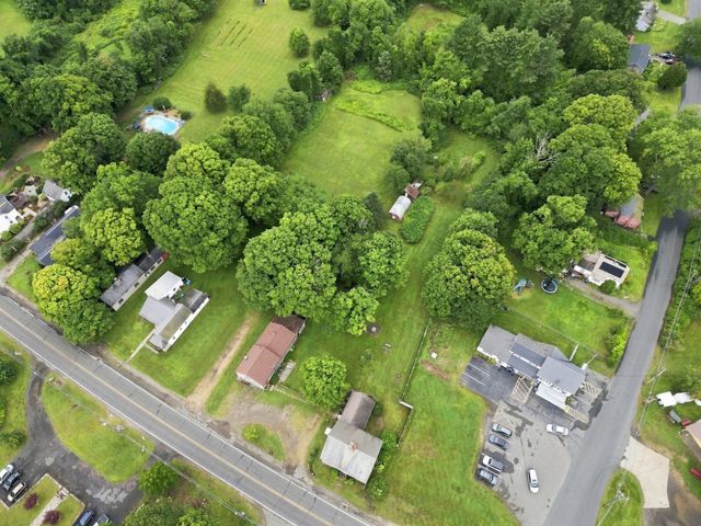 17 Main Street, Wales, MA 01081