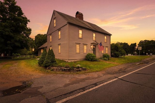 17 Main Street, Wales, MA 01081